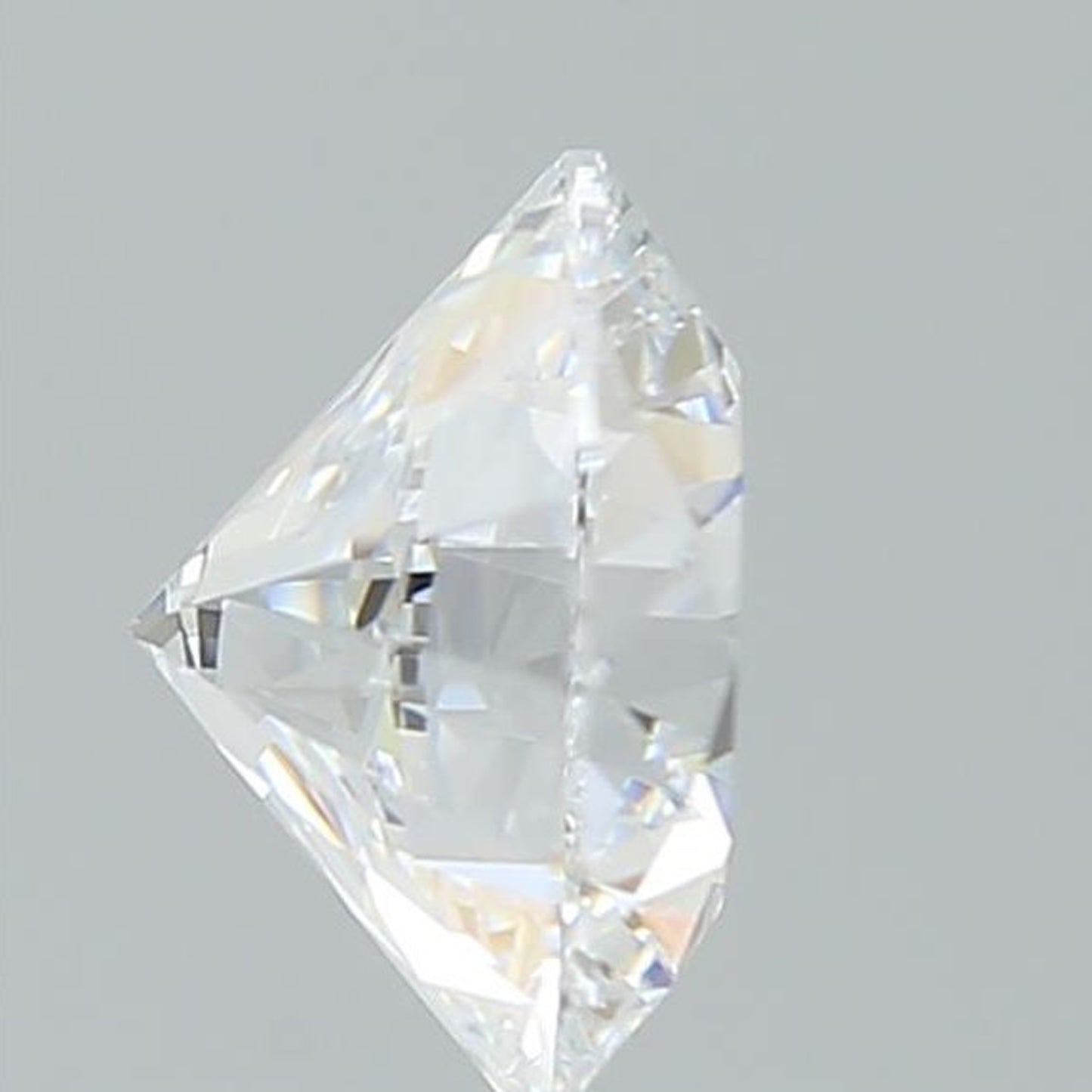 Round Cut Lab Grown Diamonds From 1.70 Carat to 2.00 Carat IGI Certificated F VS2